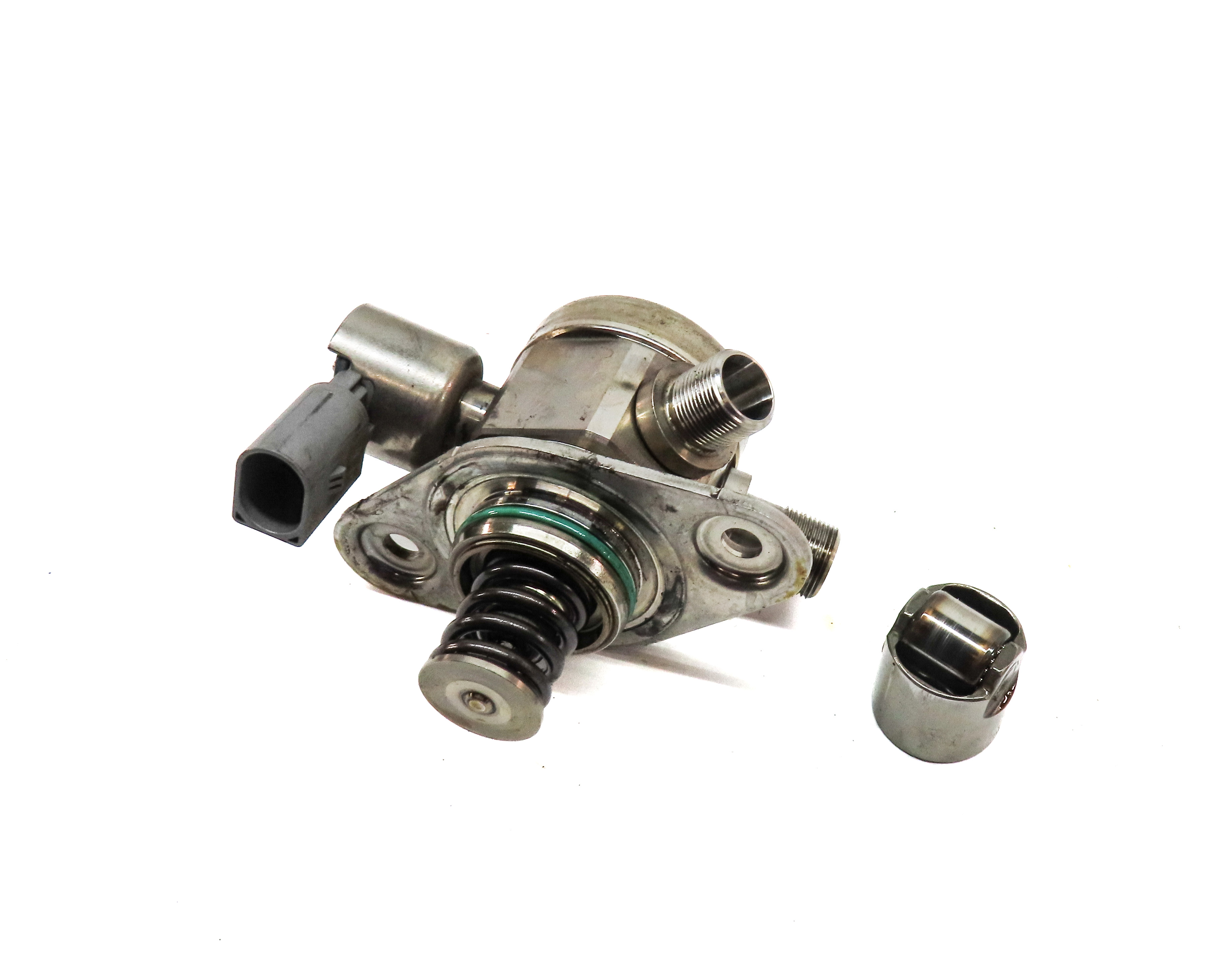12-18 MERCEDES C E GLE GLK ML (W204 W207 W212 W166) M276 HIGH PRESSURE FUEL PUMP — exact item pictured